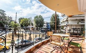 Apartment In Kalamaria
